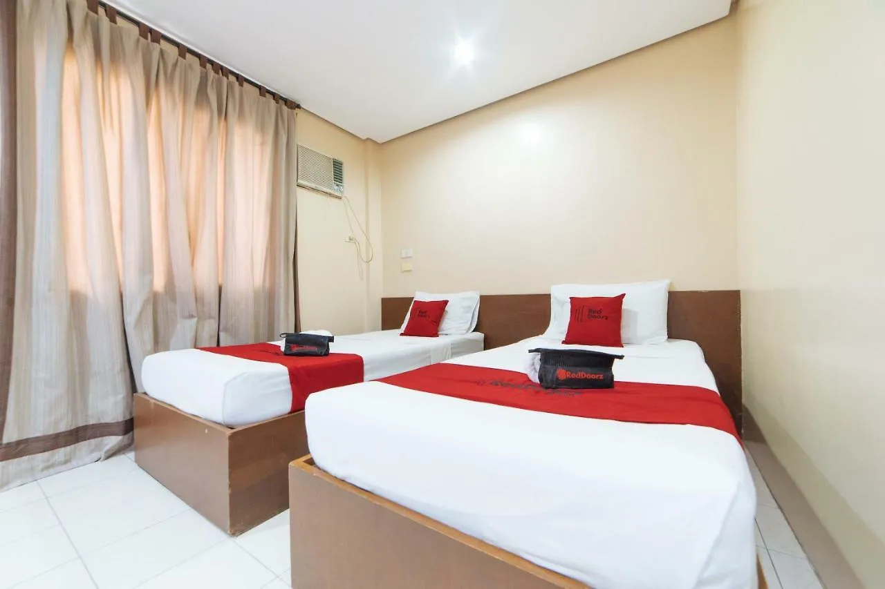 **  Reddoorz Near Olongapo Bus Terminal Hotel Philippines