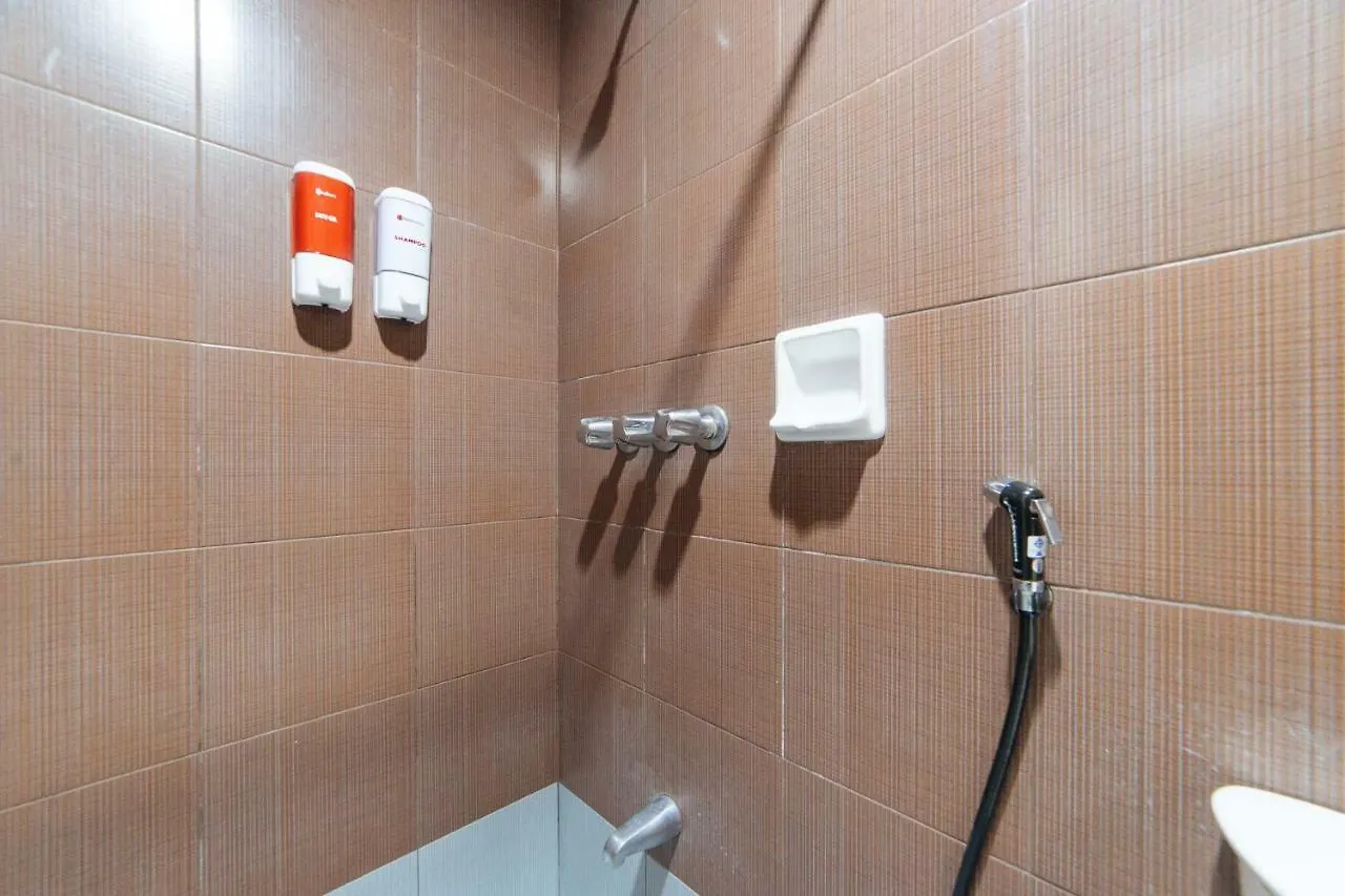 Reddoorz Near Olongapo Bus Terminal Hotel