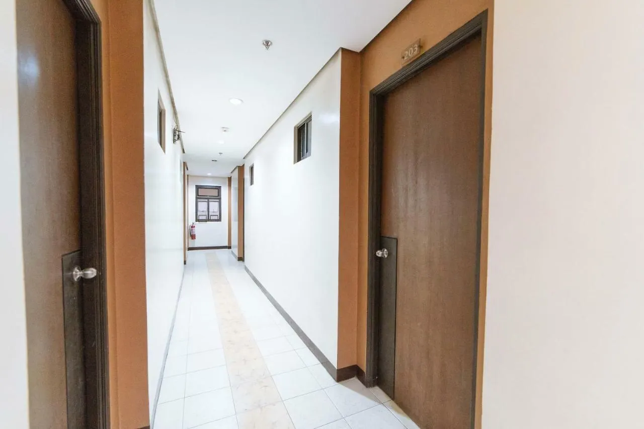 Reddoorz Near Olongapo Bus Terminal Hotel